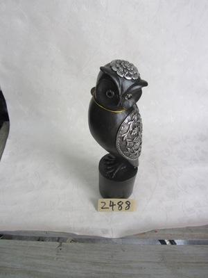 德化县印艺印刷有限责任公司 匠心打造树脂陶瓷工艺品，黑色带花猫头鹰引领家居装饰新风尚