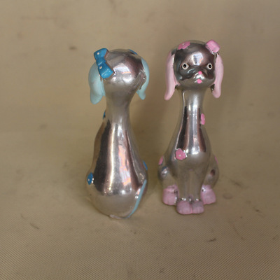 义乌地摊热销款解析 YH631陶瓷小狗摆件的批发优势与市场前景